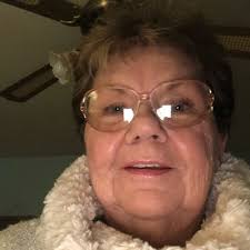 Sandra Bowyer (@SandraBowyer3)