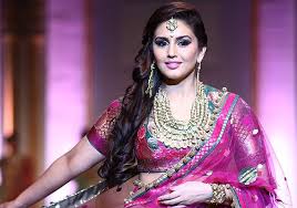 This page is about huma qureshi with her husband,contains huma qureshi on life, parents. Huma Qureshi To Marry In 2018 Bollywood News India Tv