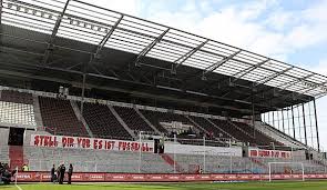 It is mainly used for football matches and is the home stadium of fc st. Bis 2110 St Pauli Spielt Noch Lange Im Millerntor Stadion