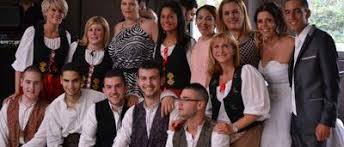 4 mariages pour une lune de miel gagnante. La Louviere Le Mariage Sicilien De Floriana Selectionne Par Tf1 Sudinfo Be