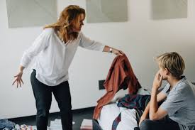 Yes a mother and daughter relationship is difficult in terms of a daughter not able to match her mother's sacrifices. What Is A Toxic Mother And How Does Her Behavior Affect Healtthy Relationships Betterhelp