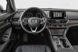 Honda accord sedan vergleichen und immer zum besten preis online kaufen. 2018 Honda Accord Pictures 226 Photos Edmunds