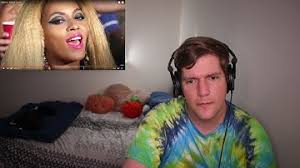 Smarturl.it/beyoncespot?iqid=beyparty as featured on 4. 4s71rlmf Igxlm