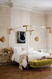 The style is generally thought of as a combination of rural influences paired with the parisian design style. 21 Chic And Inspiring Parisian Bedroom Decor Ideas Digsdigs
