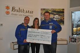 Meleghy Automotive Wilnsdorf And Its Employees Support The Children S And Youth Hostels Balthasar In Olpe And The Clown Doctors In Wiesbaden Meleghy International