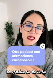 Controversia en podcast con Marco Antonio Regil