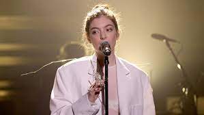Lorde hints at new music with 'solar power' tease. Flkmtsdqpm Oom