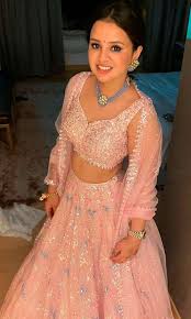 ▻▻▻▻mahendra singh dhoni lifestyle 2019, wife Ms Dhoni S Wife Sakshi Dhoni Is A True Fashion Inspiration Photogallery Etimes