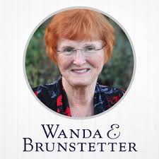 The Rise and Fall of Miss Fannie's Biscuits: A Cozy Amish Mystery:  Brunstetter, Wanda E, Bolton, Martha: 9798891510111: Amazon.com: Books