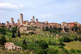 Angel mencantumkan 1 pekerjaan di profilnya. Tuscany S Powerful Towerful San Gimignano Fox Reveals
