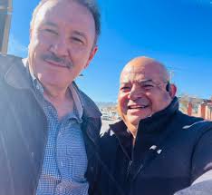 EN LA GIRA DEL GOBERNADOR DE CANANEA; DIALOGUÉ CON GRANDES AMIGOS. Joaquin  “Kaky” Durazo Montaño y con la fotógrafa oficial del Gobernador Alfonso  Durazo Montaño, la siempre profesional Dulce Génesis Piñuelas  #EnTiempoReal®️