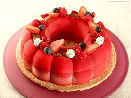 Raspberry Vanilla Coconut Cake Recette Gateau Fete Des Meres Presentation Dessert Gateau