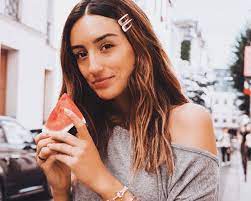 Kenza sadoun el glaoui @kenzasmg. La Revue De Kenza Sadoun El Glaoui Cosmopolitan Magazine Produits De Beaute Idees De Coiffures La Revue De Kenza