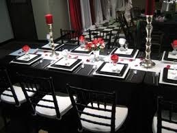 Black And White Table Setting Popular Wedding Colors Part 2 Black And White Stuart Event Rentals Popular Wedding Colors White Table Settings Red Wedding