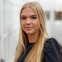 Daisy Higgins's Instagram, Twitter & Facebook