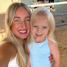 Happy birthday Chelsea!!! You truly have a beautiful soul, you are the  sweetest momma. We are blessed to have you as a friend and salon sister.  You are loved by so many and you deserve good things. 💗 ...