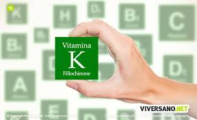 La più importante è la vitamina k1 o fillochinone.e' la fonte alimentare vegetale da cui assorbiamo più vitamina k ed interviene nei processi di coagulazione del sangue. Vitamina K A Cosa Serve Sintomi Da Carenza E Fonti Alimentari