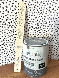 I'm wrapping up my color series with black paint furniture today. How To Paint Furniture With Black Chalk Paint Girl In The Garage