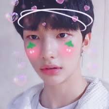 Последние твиты от hyunjin pics (@hyunjinpost). Cute Hyunjin Instagram Sadnesslix Made By Me Vernology Do Not Repost Please Ask If You Want To Repost It