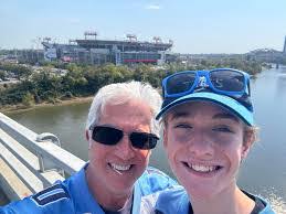 Jeff Hipp's Instagram, Twitter & Facebook