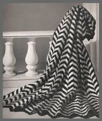Black And White Chevron Crochet Blanket Pin By Cookie Cupcake On Considers Crochet Chevron Crochet Crochet Ripple Crochet Afghan