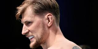 Спортсмены будут драться на голых кулаках. Volkov Sdelal Tatuirovku Na Vsyu Spinu