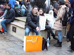 Bicester Village Busy But No Traffic Chaos At Boxing Day Sales | Oxford Mail
