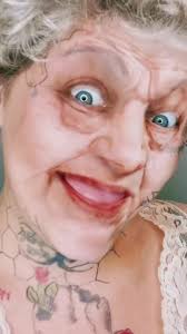 HEY DADDY 👋 #denturequeen #bigenergy #transition #transformation #latto  #denturegang