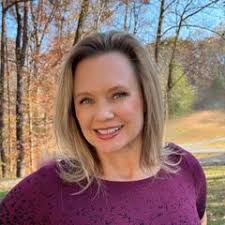 Angie Tedder's Instagram, Twitter & Facebook