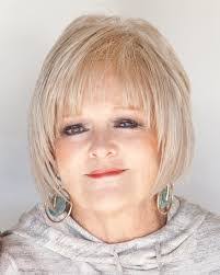 Melinda Winchell's Instagram, Twitter & Facebook