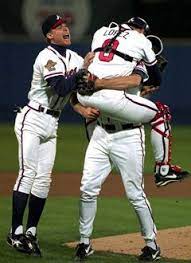 Chipper Jones Pauses To Reflect On His Career During Final Visit To Dodger Stadium Braves Baseball Atlanta Braves Chipper Jones