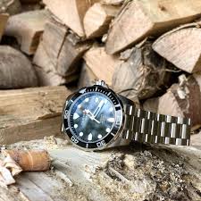 Shop the finest designer watches at neiman marcus! Top 7 Best Automatic Dive Watch Under 500 Tough And Attractive Best Watches For Men Dive Watches Watches For Men