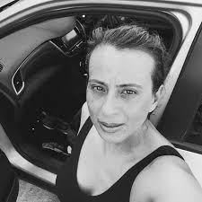 No se burlen de mi pobreza.