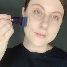 Aug 04, 2021 · apply moisturizer all over your face to hydrate your skin. How To Apply Makeup For Beginners Step By Step With Photos
