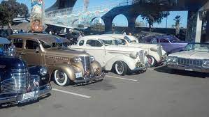 Pachucos Lowriders Antique Cars Sleds