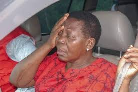 NUP Vice President bamukubye pepper spray mumaso mukazi wattu