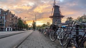 Hollanda farklı bakış açısıyla.hollanda, hollanda krallığı'nı meydana getiren dört ülkeden biri. Erasmus Experience In Amsterdam Netherlands By Mana Erasmus Experience Amsterdam