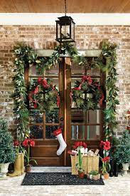 How To Choose The Right Size Wreath Front Door Christmas Decorations Christmas Door Decorations Outdoor Christmas Decorations