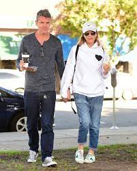 Selma blair and ron carlson gaze into each other's eyes while heading out for a brunch date! Selma Blair Out With Her Boyfriend In Los Angeles 11 24 2018 Hawtcelebs