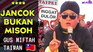 Kumpulan kata kata perpisahan yang dapat kamu gunakan untuk mengungkapkan perasaanmu kepada seseorang yang akan pergi dari hidupmu, paling lengkap 2017. Ngomong Jancok Itu Boleh Kata Gus Miftah Tapi Viral By Chanel Tki Taiwan
