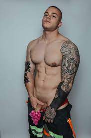 Matty Cavalli nudo: le foto HOT del personal trainer che sognava Temptation  Island - BitchyX