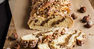 Hefe Nusszopf Omas Hefezopf Mit Fullung Die Besten Backrezepte Mit Gelinggarantie Rezept Hefezopf Backrezepte Einfach Backen