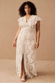 Anthropologie Launches Bhldn Plus Size Wedding Dresses In 2020 Gowns Online Wedding Dress Lace Gown