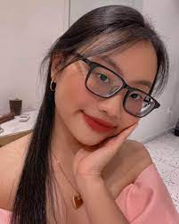 Trong đoạn livestream mới cùng khán giả, phương mỹ chi kể lại hành trình thi tốt nghiệp thpt của mình. Ä'on 2021 PhÆ°Æ¡ng Má»¹ Chi Them Tuá»•i Them Gá»£i Cáº£m Tá»± Tin Diá»‡n Vay Trá»… Náº£i Khong Thua Ä'an Chá»‹
