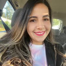 Emily CISNEROS-VÁSQUEZ