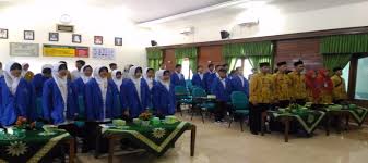 Foto pak bambang condro haryadi,s.pd dengan pak drs. Smp Muhammadiyah 3 Yogyakarta