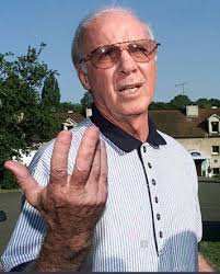 Mário jorge lobo zagallo (portuguese pronunciation: How Brazil Sold Its Soul Nike Luis Ronaldo And A Deal With The Devil