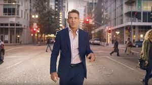 Let the business insurance specialists at commercialinsurance.net help you find affordable commercial insurance coverage to protect your small business from costs like: Dennis Quaid Gets Super Meta About Insurance In Esurance S Clever New Spot