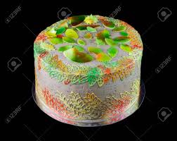 Großverkauf farbe kuchen aus china farbe kuchen großhändler über großverkauf, großverkauf und mehr bei alibaba.com. Ein Grauer Kuchen Mit Blattern Im Herbst Farben Isoliert Auf Schwarz Lizenzfreie Fotos Bilder Und Stock Fotografie Image 48058254