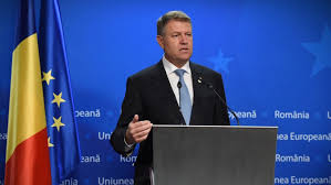Preşedintele klaus iohannis a fost primit, joi, la centrul administrativ mihail kogălniceanu din constanţa, unde a venit cu ochelari de soare, tip aviator, sacou închis la culoare şi pantaloni albi. 100 Autentic Cea Mai Mare Reducere Pantofi Clasici Klaus Iohannis Ochelari De Soare Datacenterdays Com